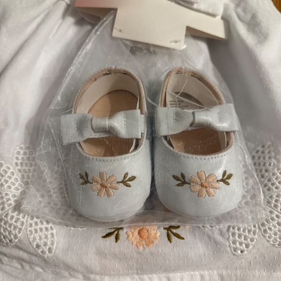Happily Grey Baby Girl Easter Bunny Dress With Matching Shoes & Diaper Cover - Picture 4 of 13